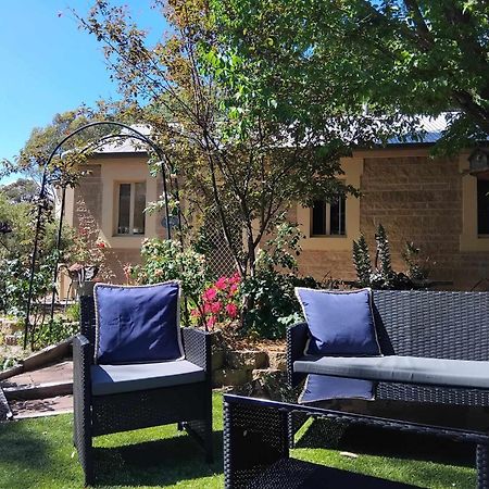 Riesling Trail & Clare Valley Cottages ภายนอก รูปภาพ